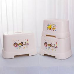 四季方凳（?。?/></a></div>
<div   id=